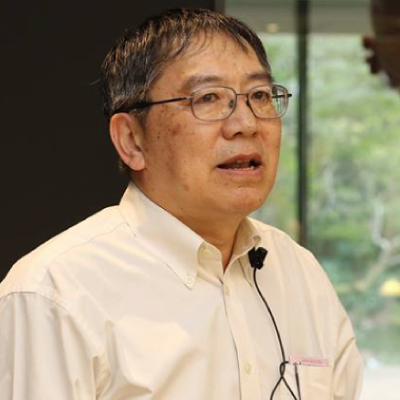 西野 精治氏
